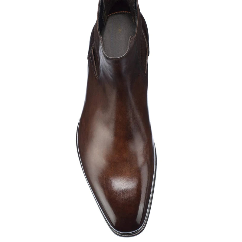 Bottines Chelsea pour homme, marron, style britannique, idéales pour les soirées et affaires.