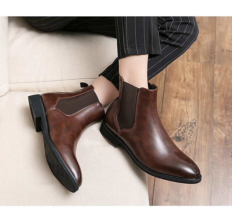 Bottines Chelsea pour homme, marron, style britannique, idéales pour les soirées et affaires.