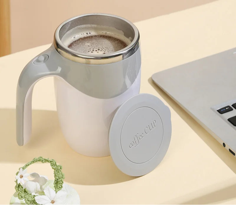 Tasse à café avec mélangeur automatique rechargeable pour maison, bureau et voyage
