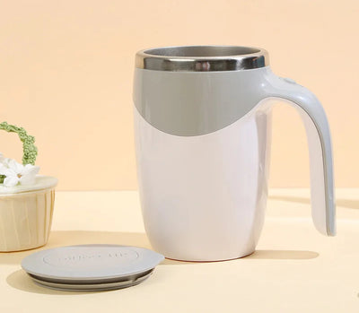 Tasse à café avec mélangeur automatique rechargeable pour maison, bureau et voyage
