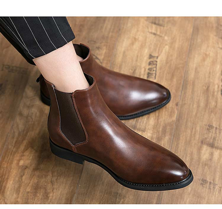 Bottines Chelsea pour homme, marron, style britannique, idéales pour les soirées et affaires.